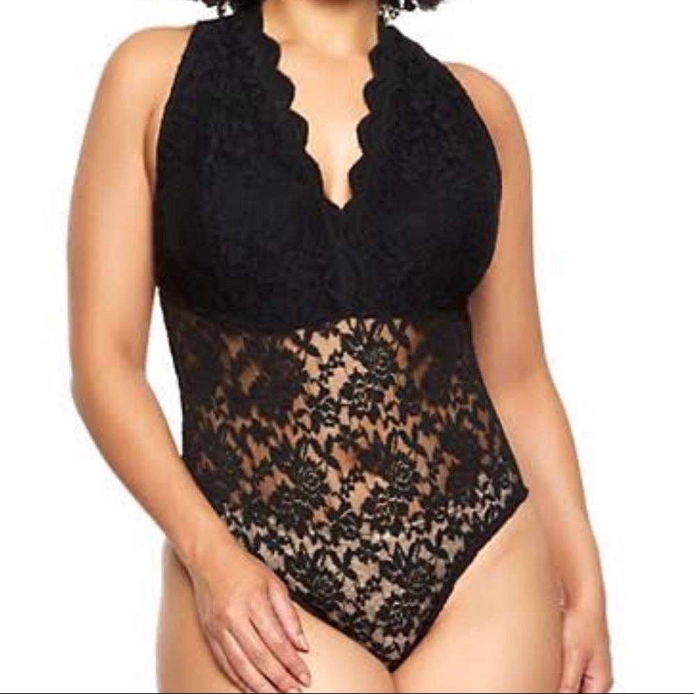 Black Plus Size Lace Plunge Bodysuit